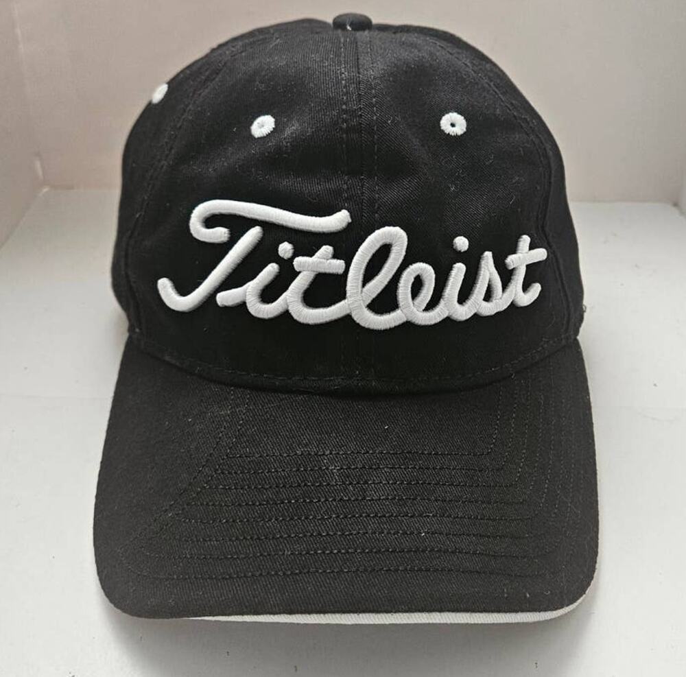 Titleist Hat New Era Golf Adjustable 100 % Cotton Black White Raised Embroidery
